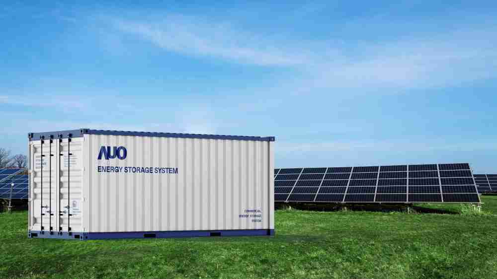 尊时凯龙透过AI数据管理，，提供不同类型用户进行储能与能源管理，，，，达到再生能源管控调度成效